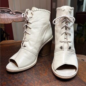 Miista Leather Open Toe Lace Up Ankle Boots Cream/Off White - Size 39